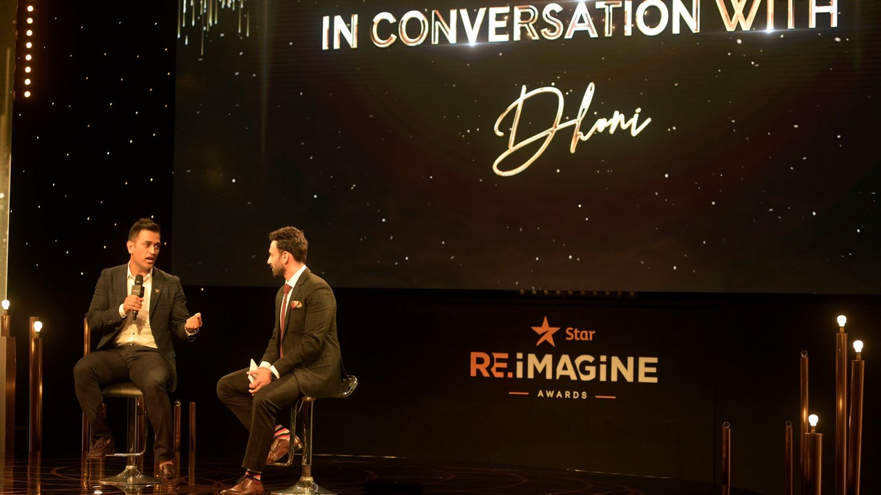 Star Reimagine Awards with MS Dhoni